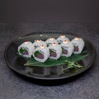 Maguro roll