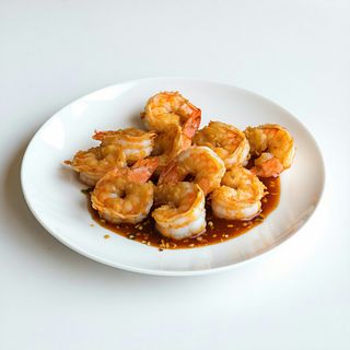 Sare şi piper creveţi prăjiti cu sos