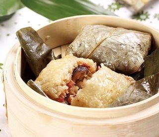 Riso appiccicoso ripieno con pollo 1pz