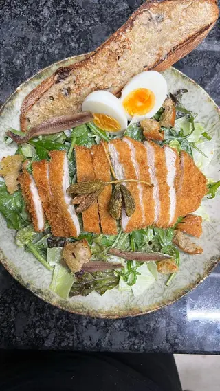 Salată Caesar