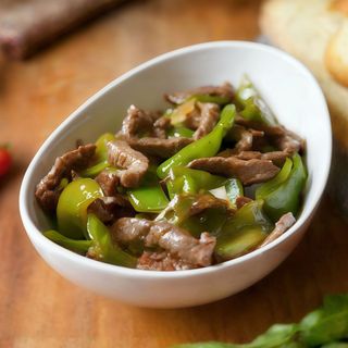 56- Ternera Con Pimientos