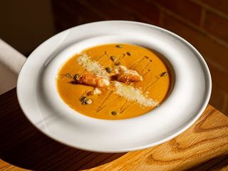 ГАРБУЗОВИЙ СУП З ЛАНГУСТИНАМИ