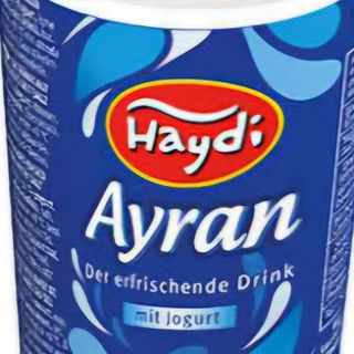 Ayran a base di yogurt