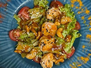 Салат з креветкою в азіатському стилі (150g)