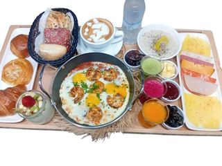Petit Déjeuner L'authentique