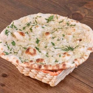 Naan de Ajo