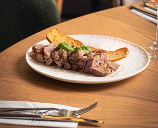 Домашна телешка саздърма