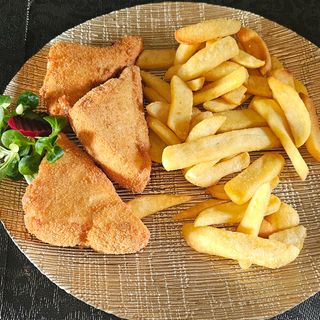 Cascaval pane cu cartofi prajiti