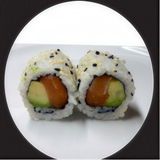 62 Aguacate Y Salmón Con Sésamo (8 Uds.)