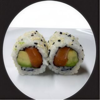 62 Aguacate Y Salmón Con Sésamo (8 Uds.)