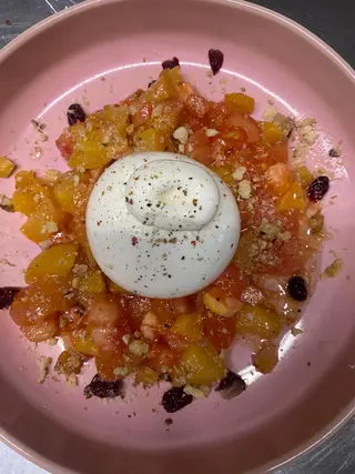 Ensalada de burrata