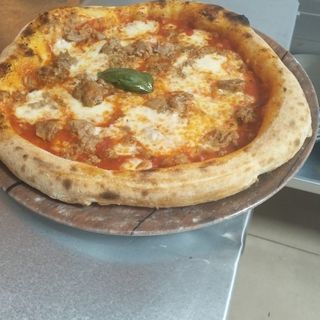 Pizza alla salsiccia