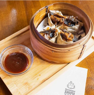 Roast Duck & Boletus Gyoza 4 Pedaços