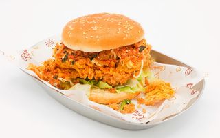 Chicken fly burger（芝芝肉酥鸡腿堡