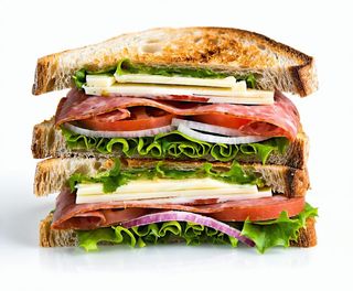 Maxi Toast al salame