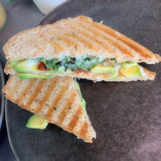 Sándwich De Aguacate
