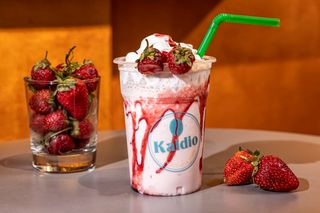 Milk shake strawberries