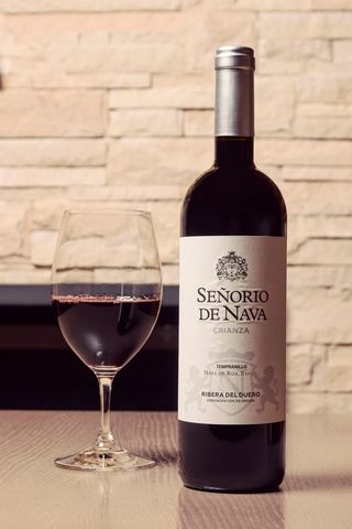 Vino tinto Señorío de Nava Crianza D.O. Ribera Del Duero (75 Cl.)