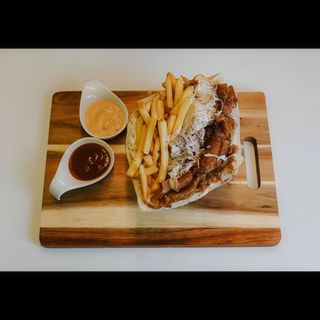 Kebab w Bułce Americanski bez surowki Duzy