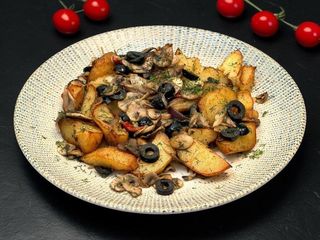 Salată Caldă (300g)