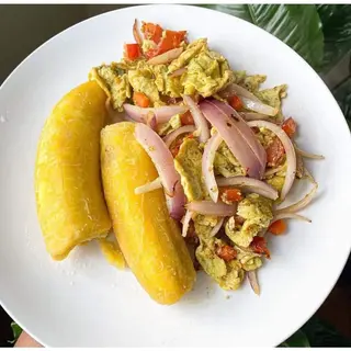 Boiled Plantain & Sauce