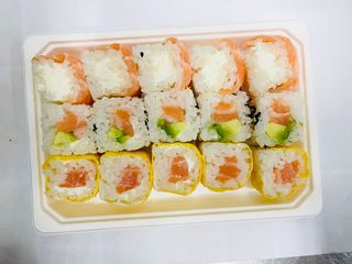 A26 Sushi Queijo Misto 