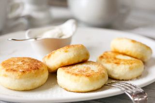 Сирники з курагою безлактозні