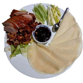 Pato Asado Al Estilo Pekín Con Tortitas