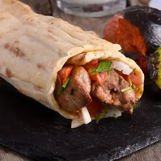 Kuzu  şiş  dürüm