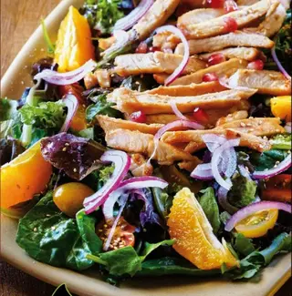 Ensalada De Pechuga De Pollo