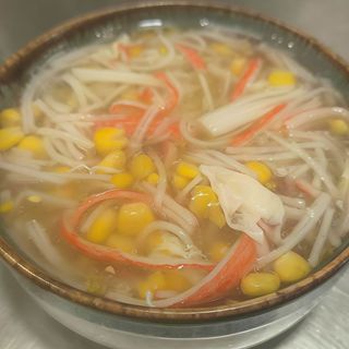 Sopa De Maíz Con Pollo O Carne Cangrejo