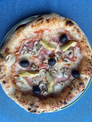 Pizza Capricciosa Ø32cm