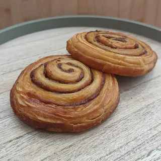 Rolls de Canela con Queso Crema 