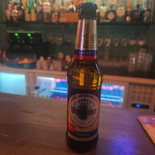 Birra Warsteiner zero alcol 33cl.