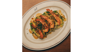 Sałatka z grilowanymi krewetkami