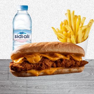 Sandwich Poulet (Crispy) + Frites + Eau Minérale 50Cl