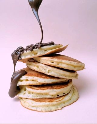 Blaturi pufoase de pancakes