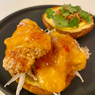 Burger Osaka Karaage