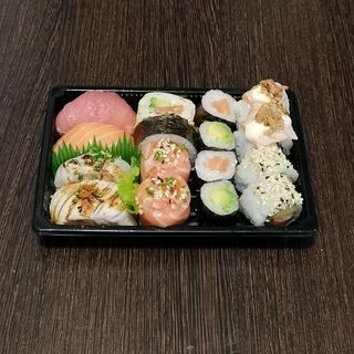 u102 - Mix de 16 unidades