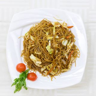 Fideos de Arroz con Verdura