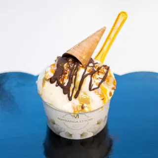 Coppetta grande con panna