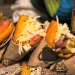 AREPA PELIRROJA