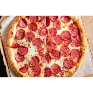 Pizza Salami (Mediana)