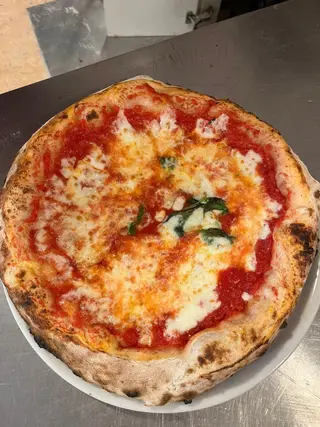 Margherita mezzo metro