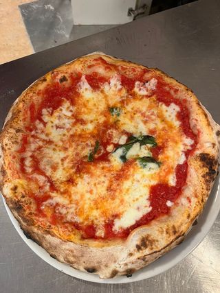 Margherita mezzo metro