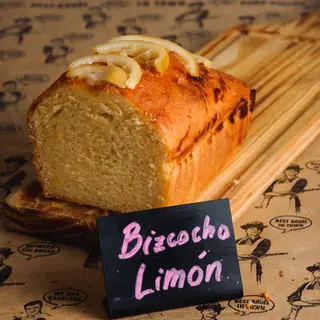 Bizcocho Casero De Limón Completo (5 Porciones)