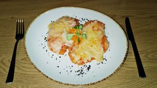 Șnițel gratinat în stil italian