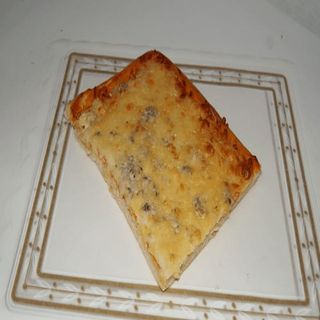 Pizza De Queso Gruyé Con Emental Y Roquefort (28 Cm