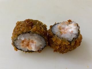 14B Maki fregit de salmo i formatge (8P)