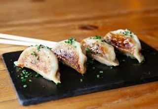 Tapa De Gyoza De Rabo De Toro Con Salsa Hoisin